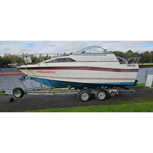 471 - Bayliner Ciera 2655 cruiser, c.1985. Hull ID BL2B87SJA585. Four berth weekend cruiser. With inboard ... 