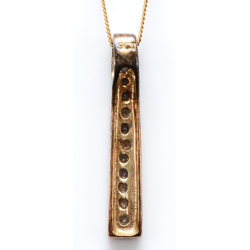 20 - A 9ct gold diamond bar pendant on a chain, 20mm, 1.4g