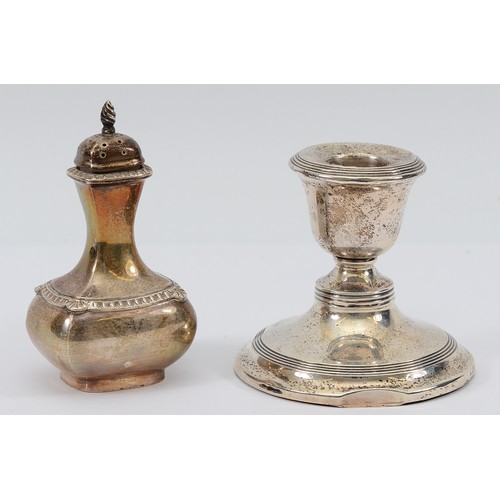 3 - A silver pepper pot, Birmingham 1931, together with a miniature silver desk candlestick, Birmingham ... 