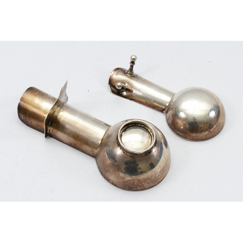 26 - A silver cigar ashtray, Birmingham 1905, 11cm, together with a smaller example, London 1900, 52gm.