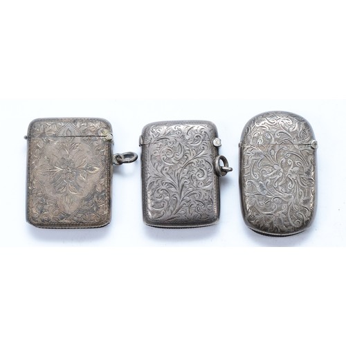 36 - Three silver vesta cases, Birmingham 1986, 1909, Chester 1902, 77gm.