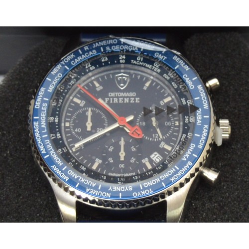 347 - Detomaso Firenze, three stainless steel quartz gentleman's wristwatches, with brown bezel and leathe... 