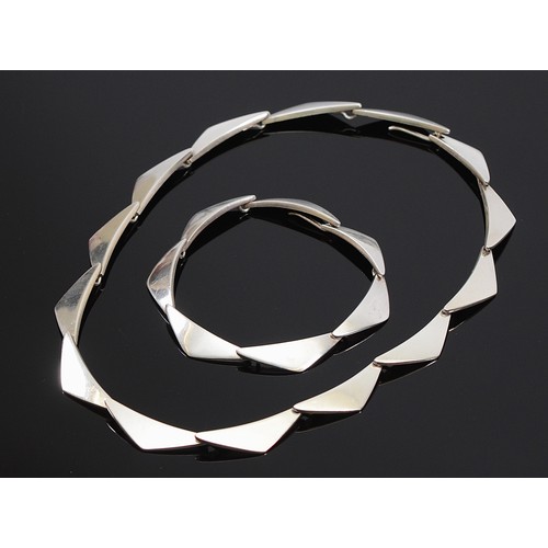 58 - Georg Jensen, a 925 silver Peak design necklace and matching bracelet, bracelet can be used to exten... 