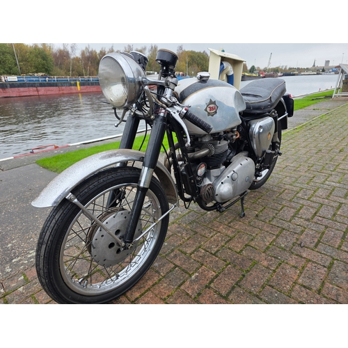 300 - 1962 BSA Rocket Gold Star, Clubman trim, 650cc. Registration number 557 HKB. Frame number GA 10533. ... 