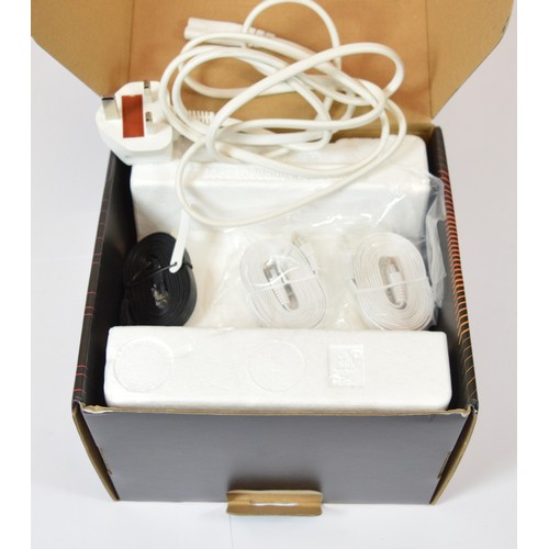 39 - A Sonos Gen 2 Connect wireless Hi-Fi stereo system, boxed.