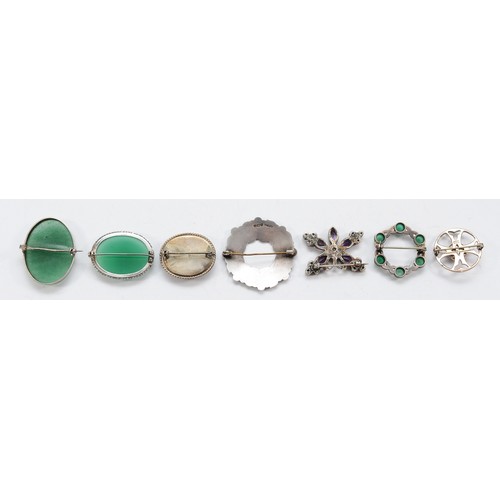 50 - A silver and enamel floral wreath brooch, Birmingham 1945, two silver chalcedony brooches, two 925 s... 