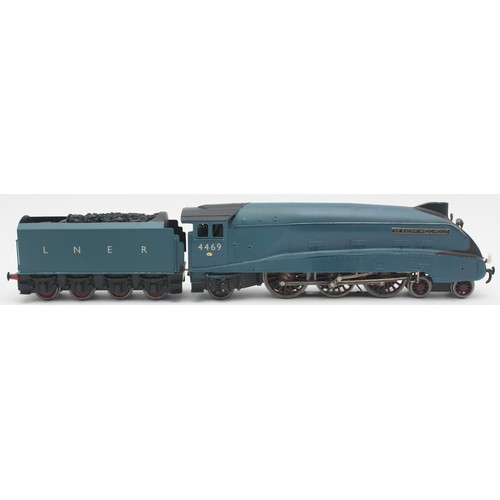 11 - An O gauge L.N.E.R blue A4 class locomotive/tender No 4469 