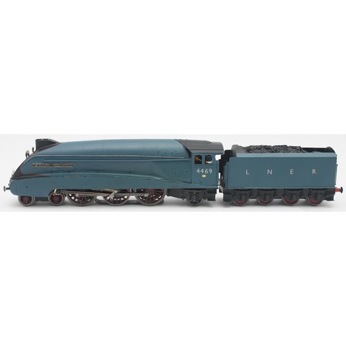 11 - An O gauge L.N.E.R blue A4 class locomotive/tender No 4469 