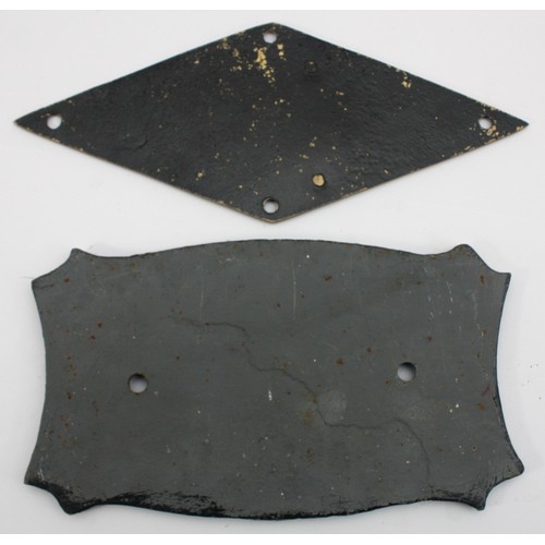 60 - A wagon builders plate- Chas. Roberts & Co Ltd, Wakefield 1963, and a brass replica Diamond Locomoti... 