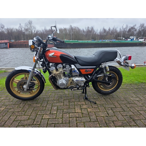 311 - 1981 Honda CB900 Custom, 902cc. Registration number DWR 828W. Frame number SC040XBA118196. Engine nu... 