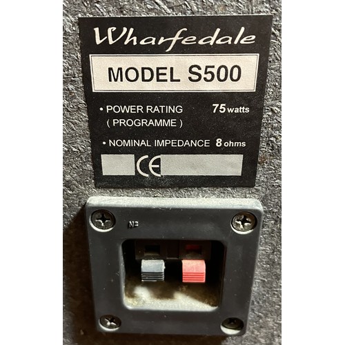 35 - A Technics Hi-Fi stereo stack system, comprising turntable SL-J90, compact disc player SL-PJ46A, gra... 