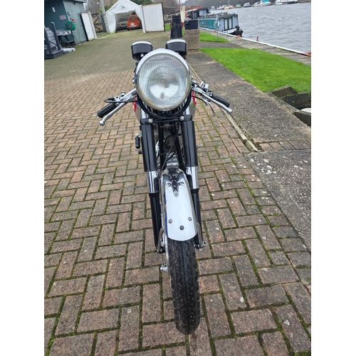 299 - 1954 BSA Gold Star, 350cc, Clubman's Trim. Registration number OON 116. Frame number CB32 438. Engin... 