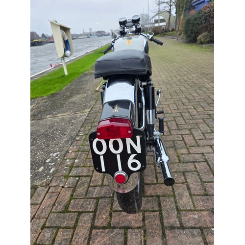 299 - 1954 BSA Gold Star, 350cc, Clubman's Trim. Registration number OON 116. Frame number CB32 438. Engin... 