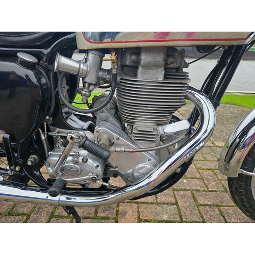 299 - 1954 BSA Gold Star, 350cc, Clubman's Trim. Registration number OON 116. Frame number CB32 438. Engin... 