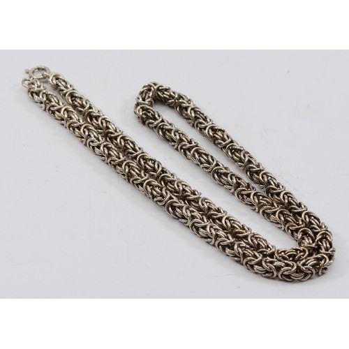 202 - A 925 silver chain, 61cm, 116g