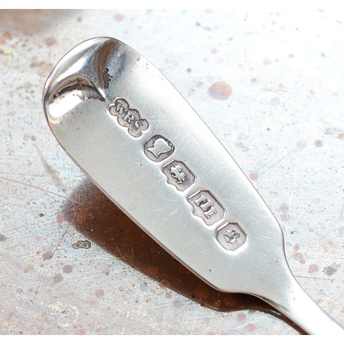 211 - A Victorian silver salt spoon, Exeter 1838, 8gm, together with a silver plated condiment pot, open s... 