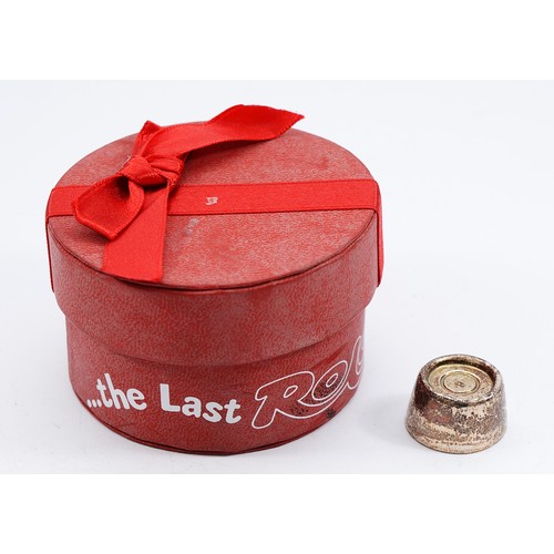224 - 'The Last Rolo' A 925 silver gilt Rolo trinket in a presentation box, Sheffield 2004, 18gm.