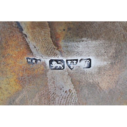 228 - A silver pitcher, Chester 1915, by the Barker Brothers, having a tapered cylindrical body, and a wic... 