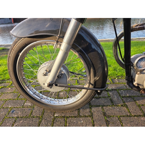 293 - 1959 Matchless G3, 350cc. Registration number 214 CTX, (non transferrable). Frame number painted ove... 