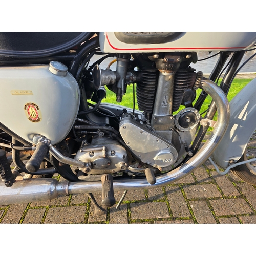 295 - 1958 BSA B33, 499cc. Registration number 550 UYG (non transferrable). Frame number FB31 1532. Engine... 