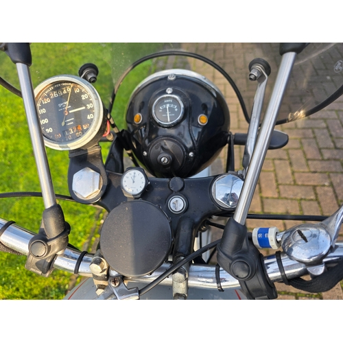 295 - 1958 BSA B33, 499cc. Registration number 550 UYG (non transferrable). Frame number FB31 1532. Engine... 