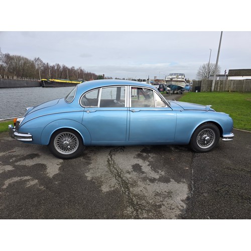258 - 1961 Jaguar MkII 2.4, 2483cc. Registration number 103 UXG (non transferrable). Chassis number 108523... 