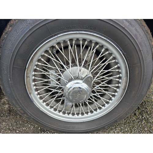 258 - 1961 Jaguar MkII 2.4, 2483cc. Registration number 103 UXG (non transferrable). Chassis number 108523... 