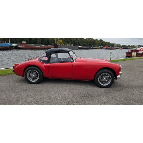 261 - 1961 MGA 1600 Mk I LHD, 1588cc. Registration number 201 UYU. Chassis Number G-HNL 95461. Engine numb... 