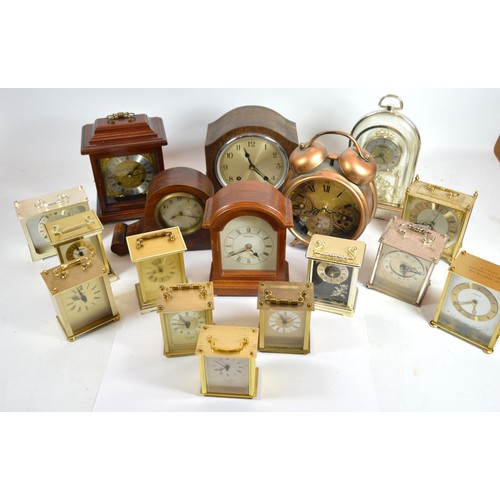 A collection of 20th century and later clocks, to include mantel clocks ...