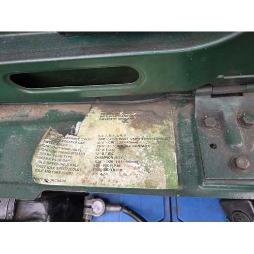 262 - 1976 Triumph Stag, 2997cc. Registration number RNV 675R. VIN number LD42110A. Engine number LF042247... 