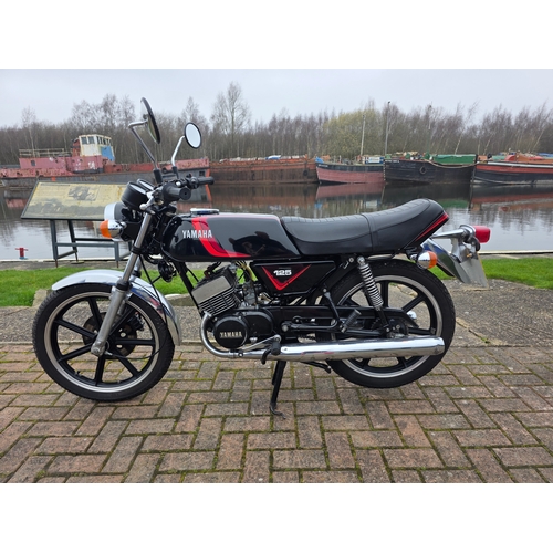 315 - 1981 Yamaha RD125, 124cc. Registration number SVR 659W. Frame number 1E7-431603. Engine number 1E7-4... 