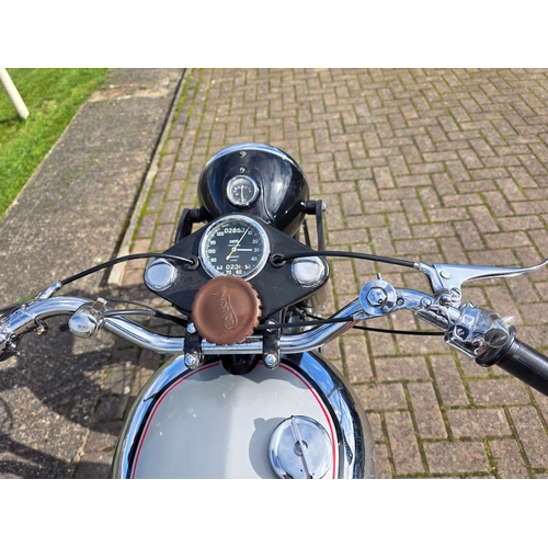 322 - 1954 Norton Model 7 Dominator 88, 497cc. Registration number 710 XWH (non transferrable). Frame numb... 