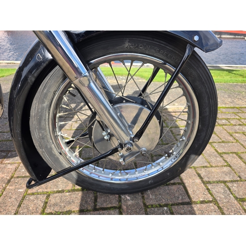 322 - 1954 Norton Model 7 Dominator 88, 497cc. Registration number 710 XWH (non transferrable). Frame numb... 
