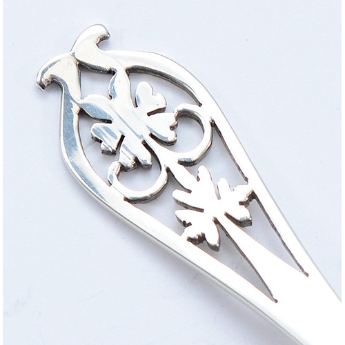 78 - A silver tea strainer, Sheffield 1951, by Viner's Ltd, having pierced bowl and terminal, 43gm, 15cm.