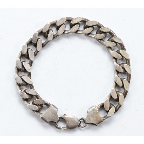 85 - A 925 silver flat curb link bracelet, 21cm, 59g