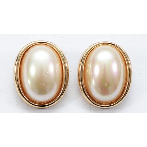 102 - Christian Dior, a pair of gilt metal and imitation pearl clip on earrings, 24g