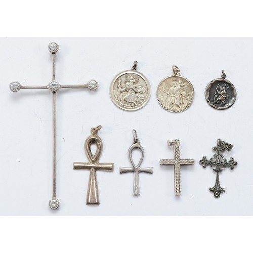 108 - Five 925 silver pendants, two sterling silver pendants, and an unmarked silver pendant, 29g