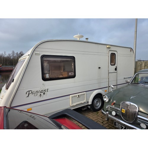 282 - c.early 2000's Bailey Pageant Monarch 2 berth caravan, to the rear of the caravan is the spacious wa... 