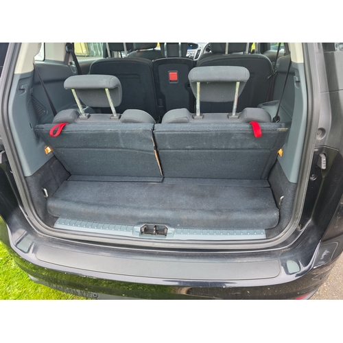 266 - 2014 Ford Grand C-Max Titanium TDCi 115 7 seater, 1560cc diesel. Registration number FX64 UXW. VIN N... 