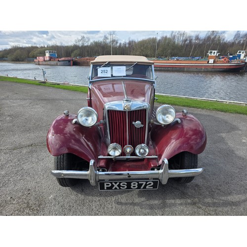 252 - 1952 MG TD, 1250cc. Registration number PXS 872. Chassis number TD/6712. Body Type 22381 Body number... 