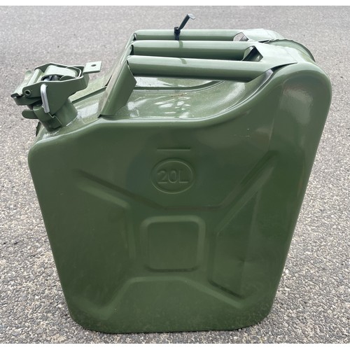13 - A Record No. 3 vice, with a 20L jerry can and Castrol jugs. (2)