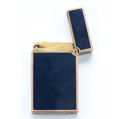 S.T Dupont, Paris; A gents sized Dupont Ligne pocket cigarette lighter ...