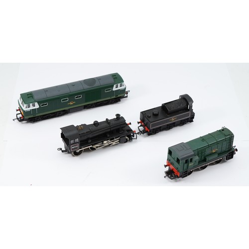28 - Hornby, a 00 gauge class 08 diesel shunter, a Hornby B.R loco Ivatt class 2, and a Hornby B.R class ... 