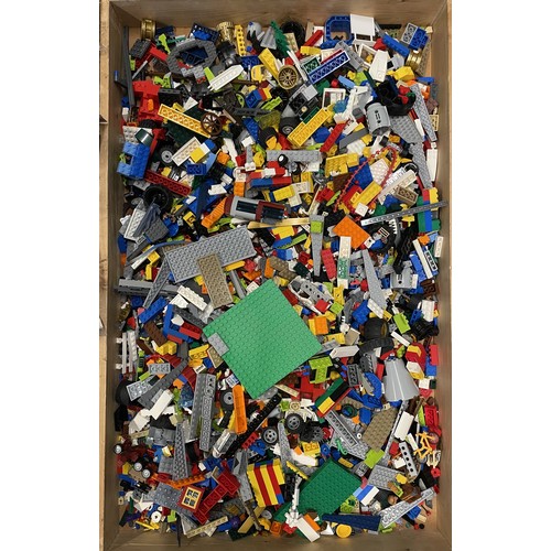 Approximately 11kg of assorted Lego.To include parts from various sets ...