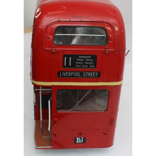 A large scale highly detailed diecast model of the London Transport AEC ...