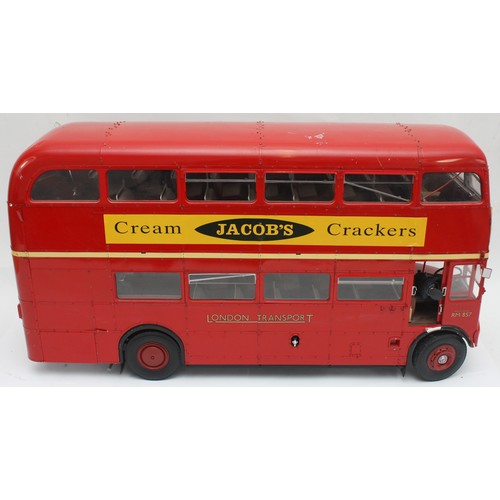 A large scale highly detailed diecast model of the London Transport AEC ...