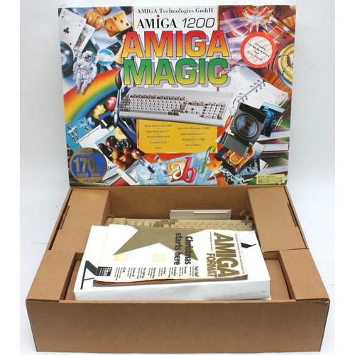 A boxed Amiga 1200, in a Amiga Magic box. (1)