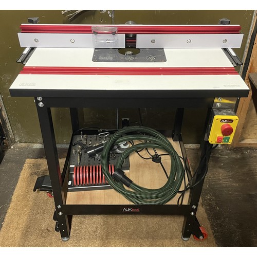 AKU router table on rolling base, fitted with an AKU 2400W router ...