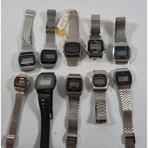 Ten quartz LCD gentleman's wristwatches. (10)