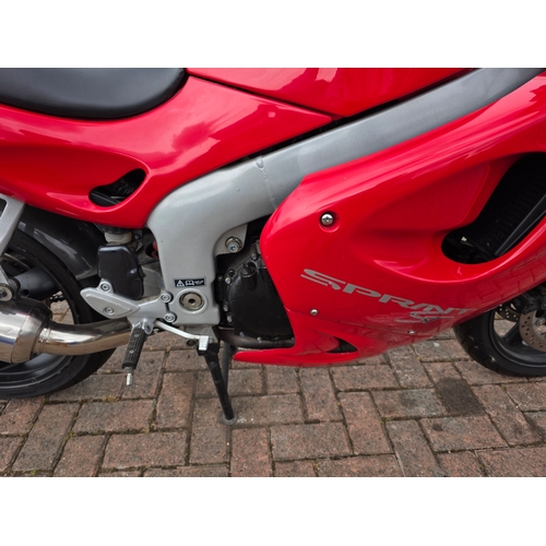 302 - 1999 Triumph Sprint ST, 955cc. Registration number T959 OKK. Vin number SMTTF600MGX088101. Engine nu... 